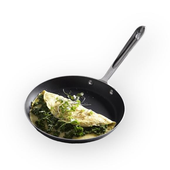 All-Clad ★ D5® Stainless Steel Nonstick Omelette 9” Fry Pan ★ Stainless Steel ★ - Picture 15 of 16